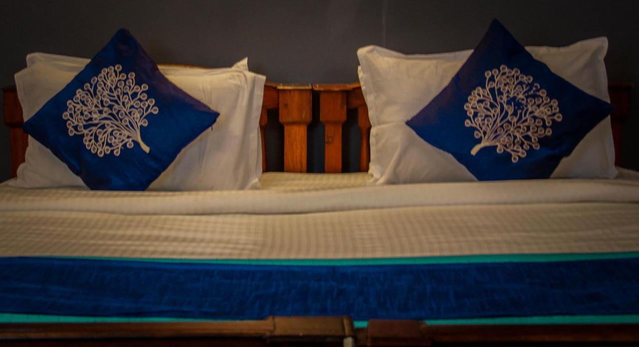 Bed and Breakfast Elphinstone Residency Коччи Экстерьер фото